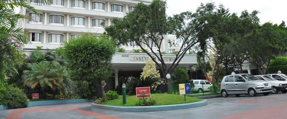 Hotel Cenneys Gateway Salem Bagian luar foto